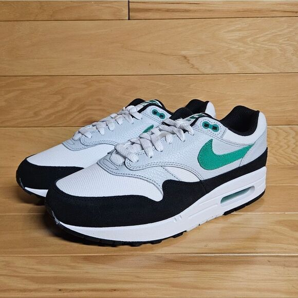 Nike Air Max 1 White Stadium Green Black Mens Shoe Sneaker FN6952-100 - Picture 6 of 12